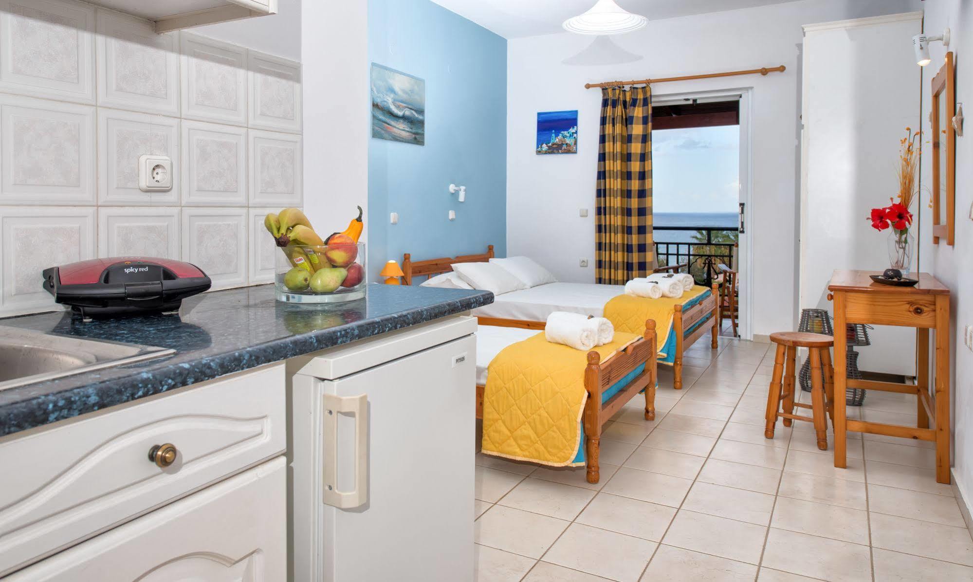 Calypso Studios Amoudi Extérieur photo